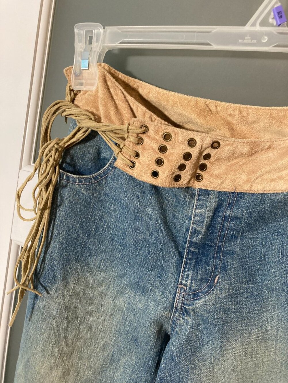 Joe Boxer Vintage Y2K Low-Rise Flare Jeans - Tagged size 14 - Measure = to a 4/6 - Picture 3 of 14
